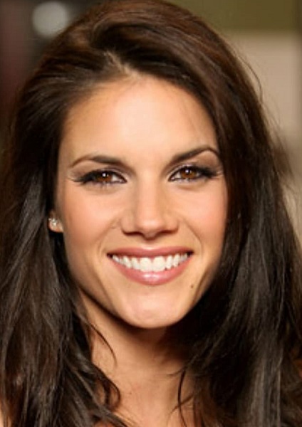 Is Missy Peregrym Pregnant in 2021? Weight Gain to Baby News