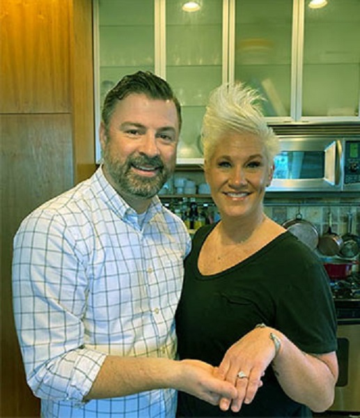 Anne Burrell Husband Stuart Claxton - Is She Gay or Bisexual? Wedding Photos
