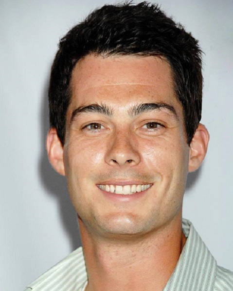 Who Is Brian Hallisay? Everything About Jennifer Love Hewitt Husband And Their Age Difference